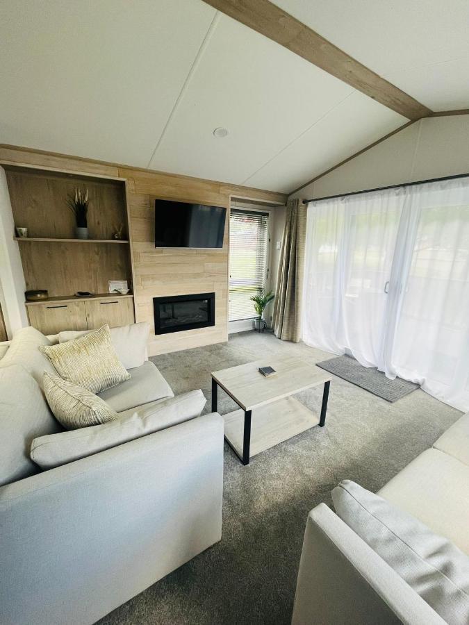 Fir Tree Lodge With Hot Tub Йорк Екстер'єр фото